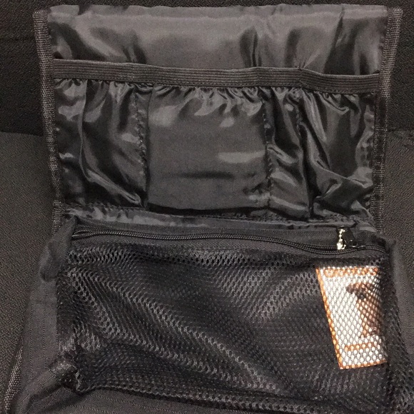 Travel Case 🐾 - Picture 3 of 4